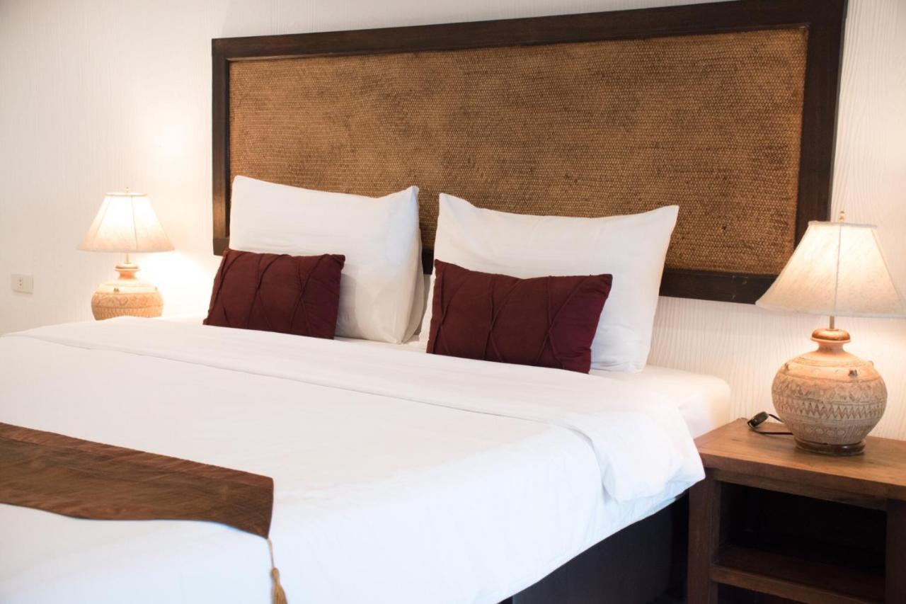 Sea Memories White Sand Beach Hotel هوا هين المظهر الخارجي الصورة